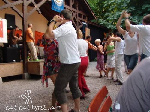 Let s Dance Salsa Libre Bierstindl-2009107