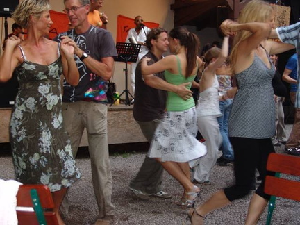 Let s Dance Salsa Libre Bierstindl-2009136