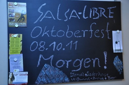 SALSA LIBRE Oktoberfest 2011 001