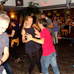 Partys und Workshops im Club Salsa Libre