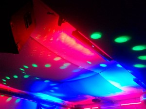 Party und Discolichter im Clublokal von Salsa Libre
